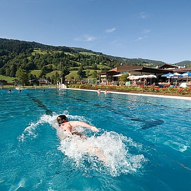 Schwimmsport in Brixen im Thale